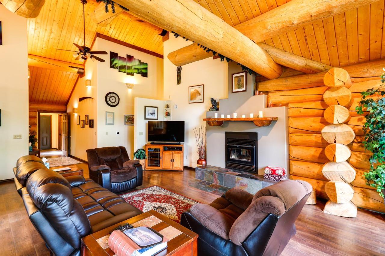 Riverside Log Cabin On-Site Aurora Viewing! North Pole 外观 照片